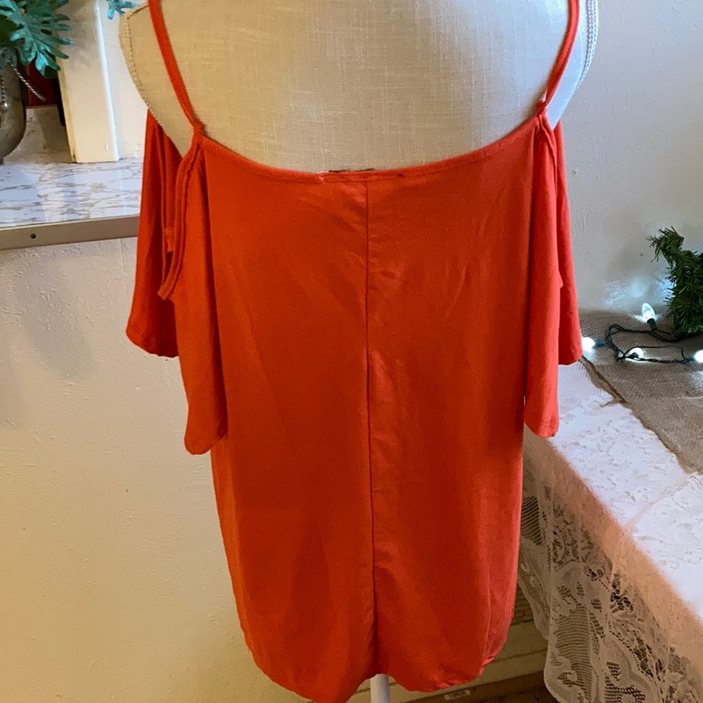 Trendy Land Cold Shoulder Blouse - Picture 2 of 5